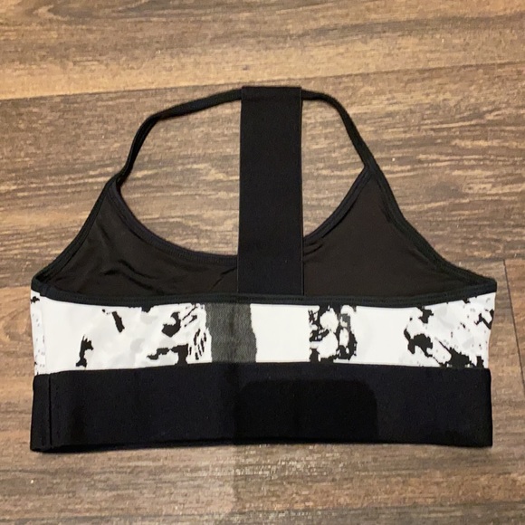 SportsBra - Picture 4 of 5